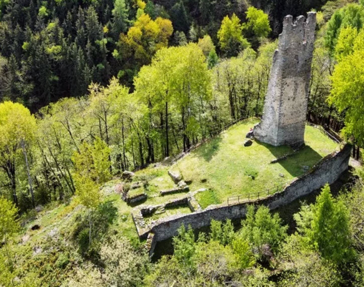 Torre Dei Dell'Acqua, Italy